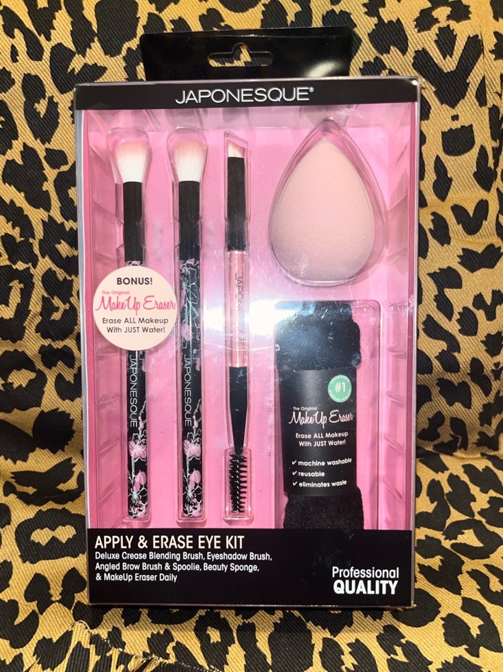 Apply & Erase Eye Kit